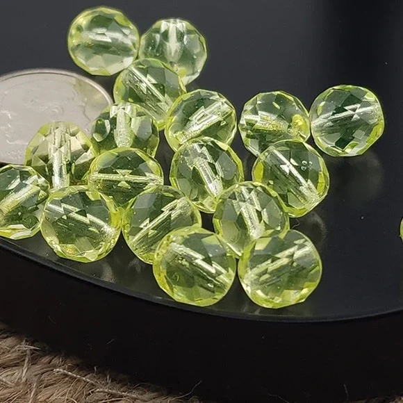 20pcs Vaseline Uranium 8MM Glass Beads UV Light Reactive Firepolish Czech Glass - Picture 8 of 8